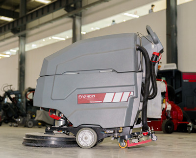 手推式洗地机提升工作效率的小技巧